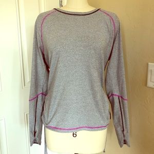 Lucy pullover with side ruching